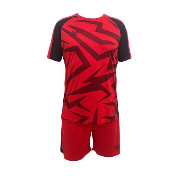 ⁦סט UMBRO דגם WEMBLEY - צבע אדום⁩ – תמונה ⁦2⁩