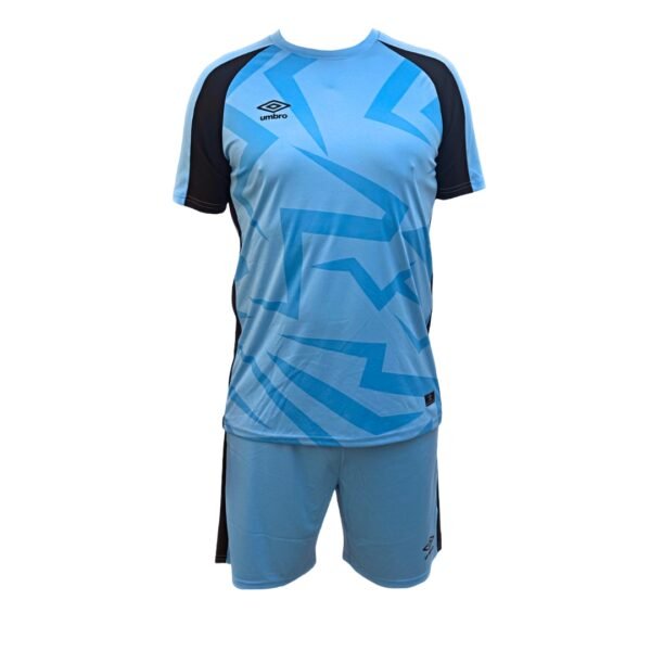 ⁦סט UMBRO דגם WEMBLEY - צבע תכלת⁩ – תמונה ⁦2⁩