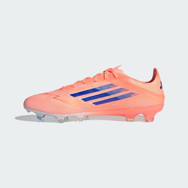 ⁦נעלי כדורגל חצי-מקצועיות - ADIDAS F50 PRO FG⁩ – תמונה ⁦2⁩